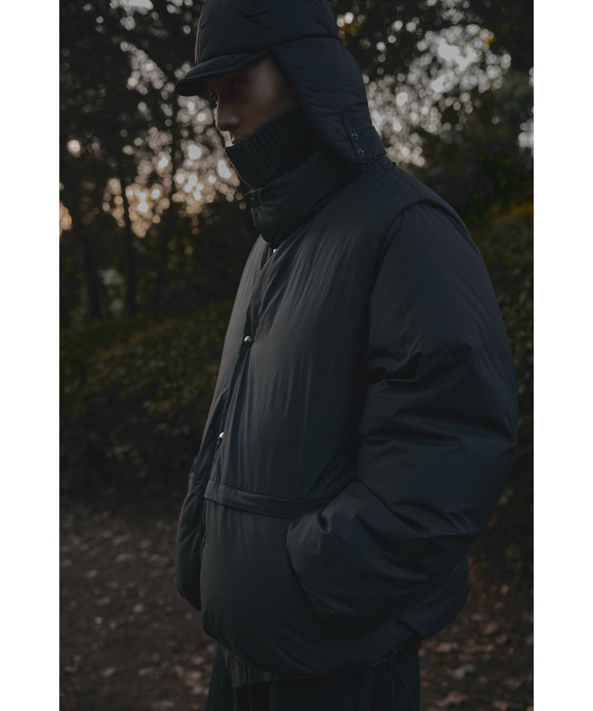 유스(YOUTH) Detachable Snap Single Down Jacket - Black