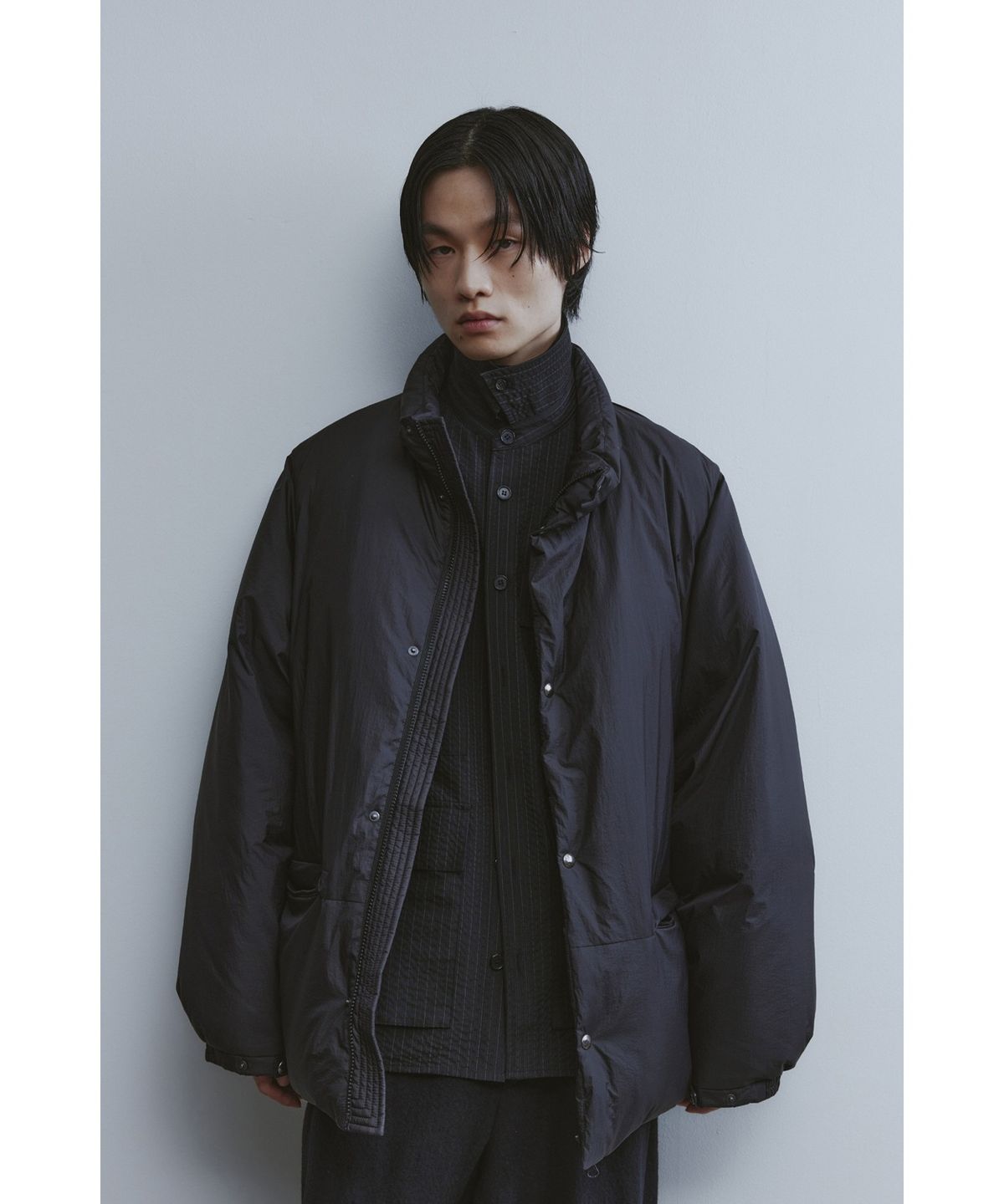 유스(YOUTH) Detachable Snap Single Down Jacket - Black