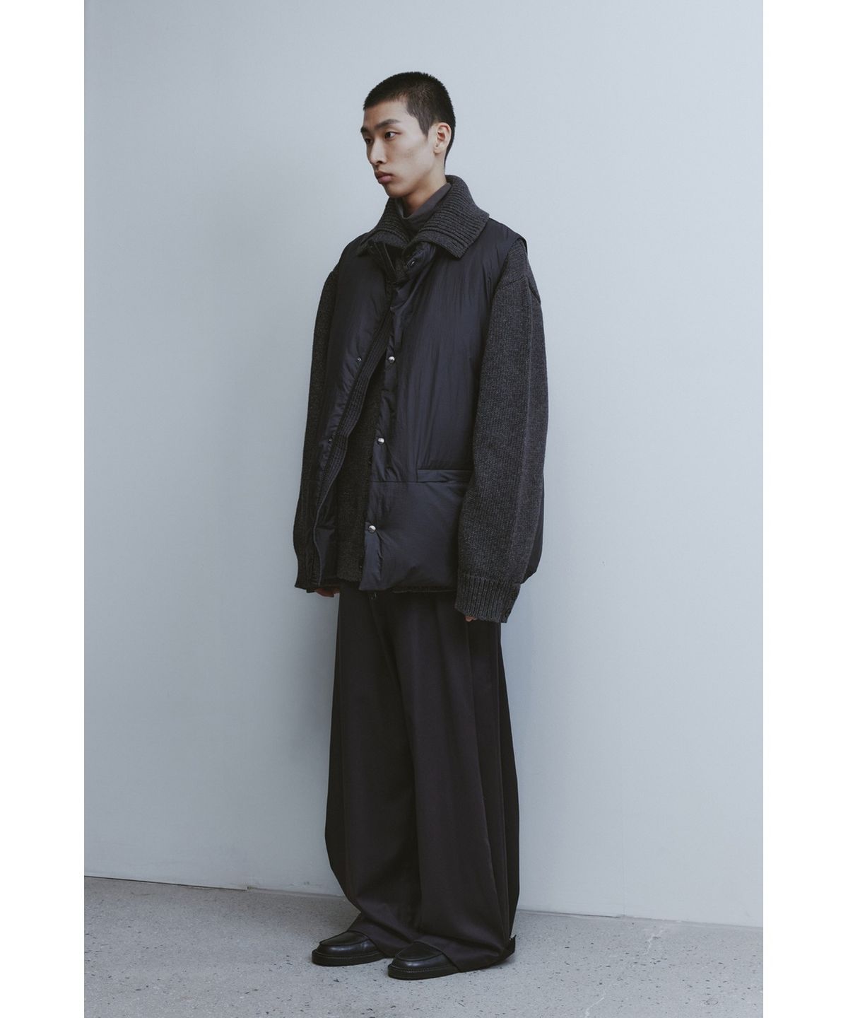 유스(YOUTH) Detachable Snap Single Down Jacket - Black