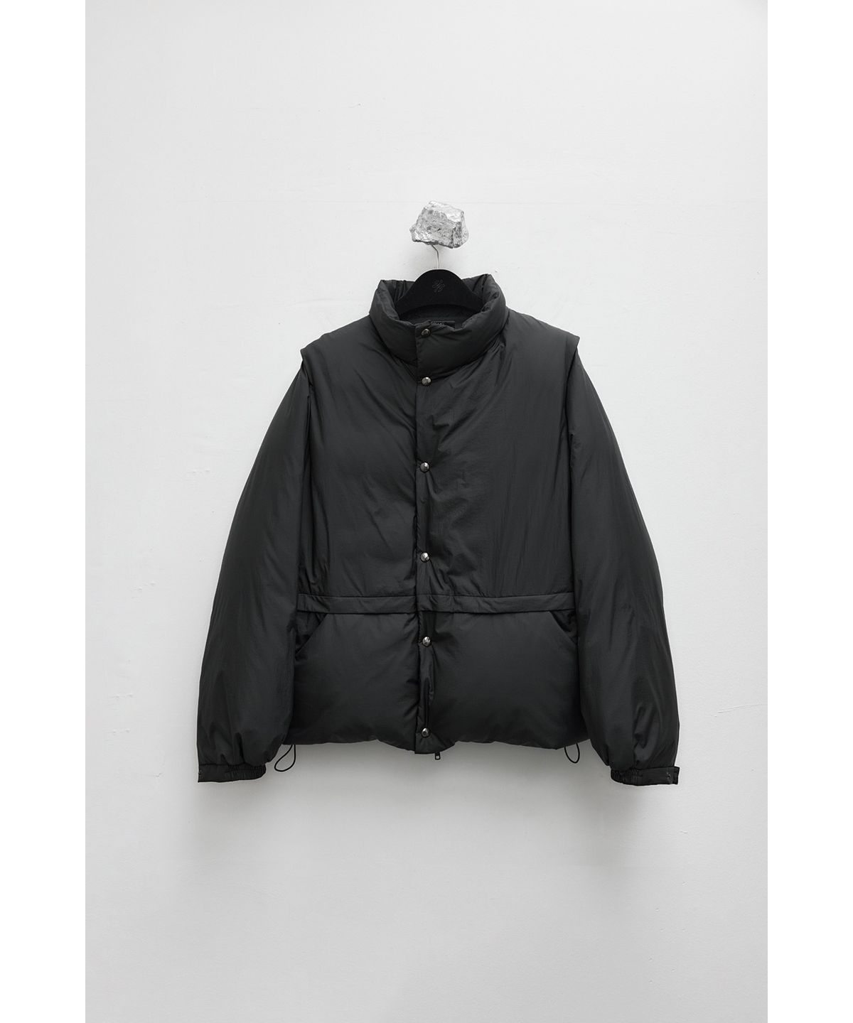 유스(YOUTH) Detachable Snap Single Down Jacket - Black