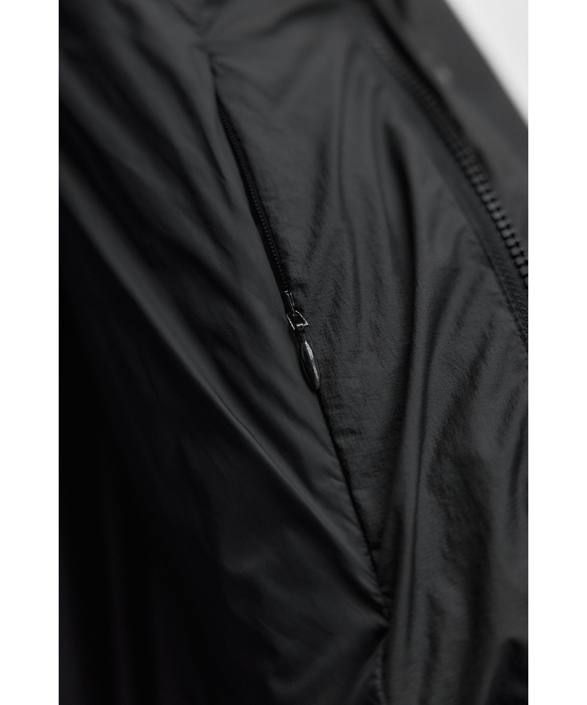 유스(YOUTH) Detachable Snap Single Down Jacket - Black