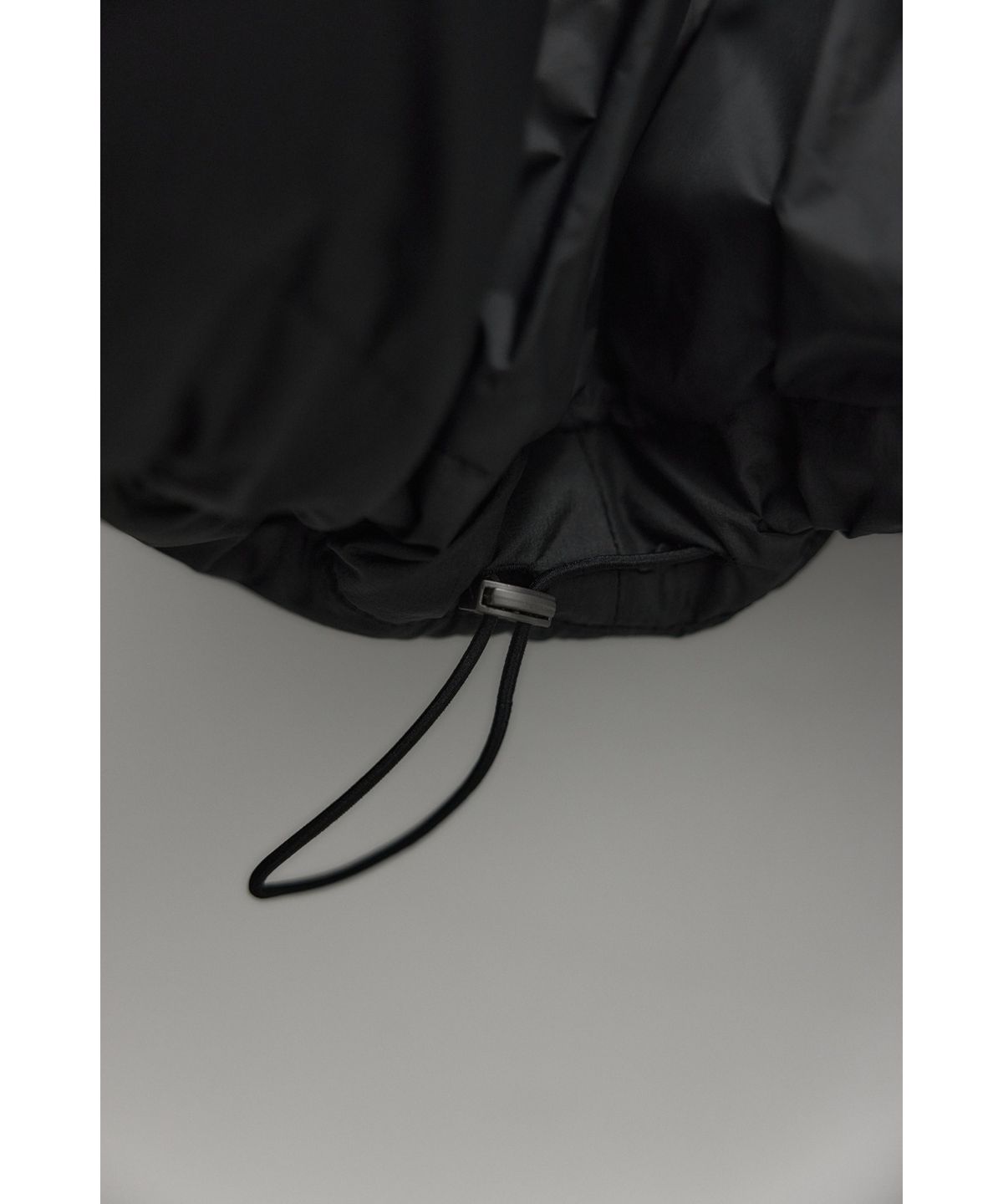 유스(YOUTH) Detachable Snap Single Down Jacket - Black