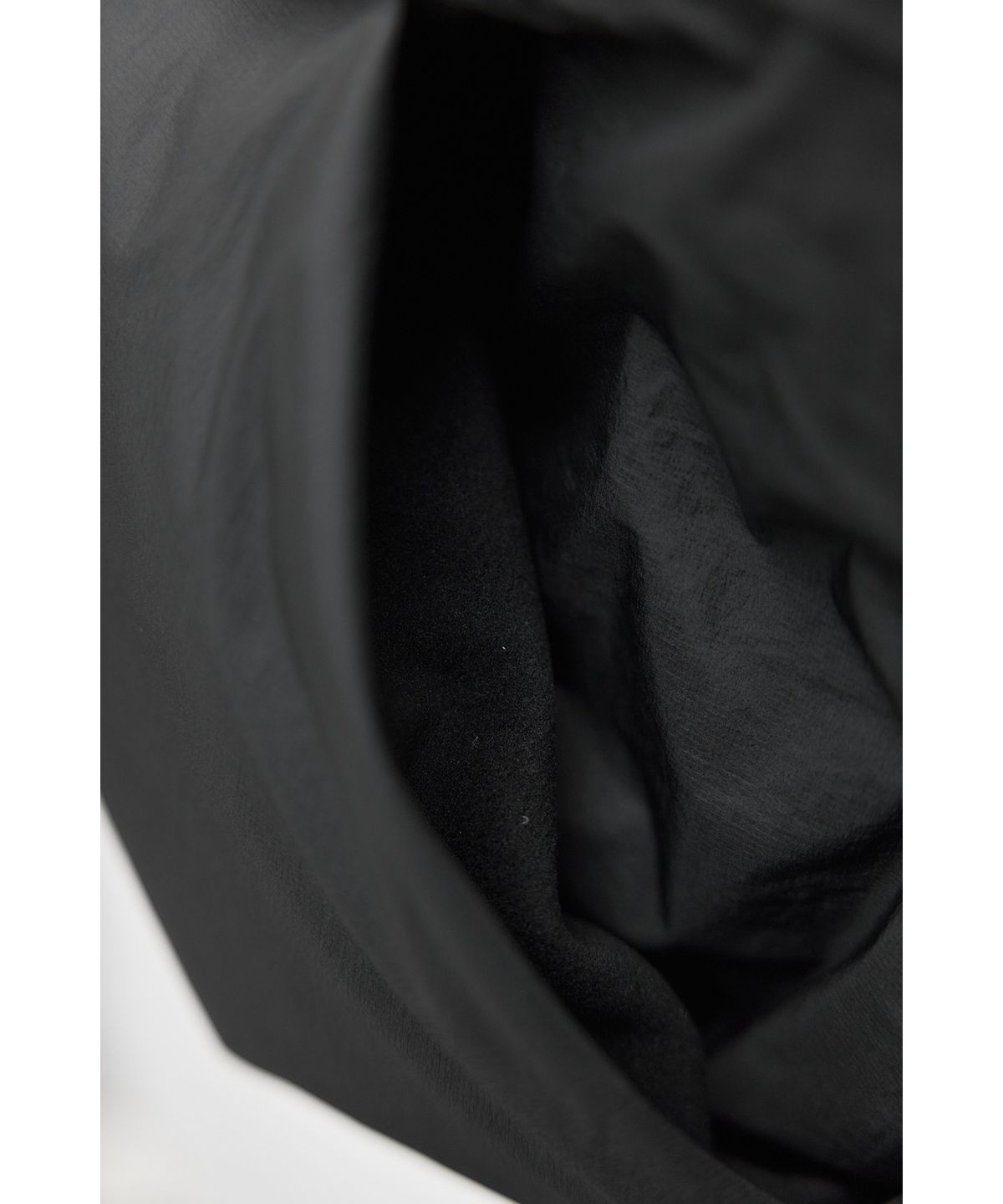 유스(YOUTH) Detachable Snap Single Down Jacket - Black