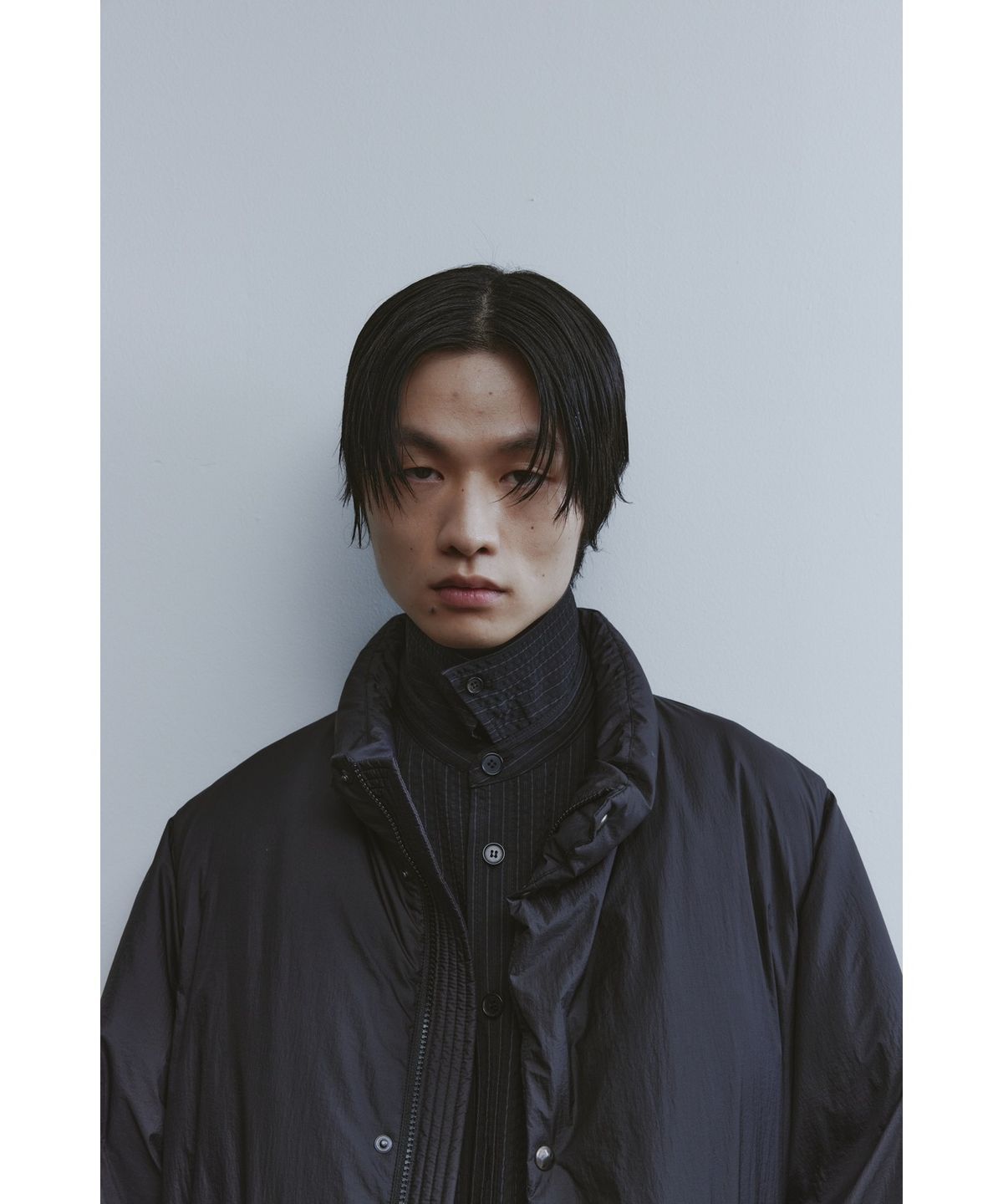 유스(YOUTH) Detachable Snap Single Down Jacket - Black