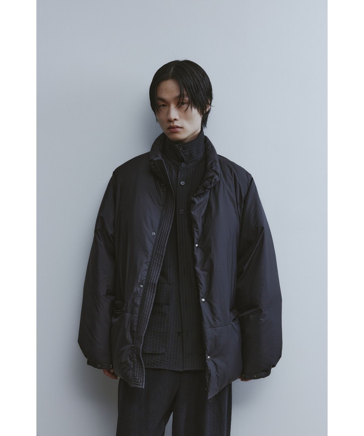 유스(YOUTH) Detachable Snap Single Down Jacket - Black