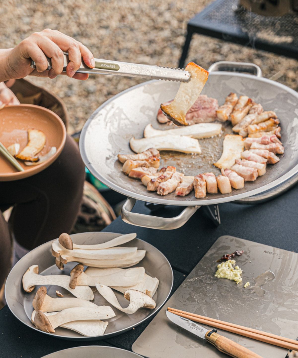 클래딘(CLADIN) 리얼 티타늄 하이엔드 캠핑 IH 그리들 36cm 도마 접시 포함 5종 세트