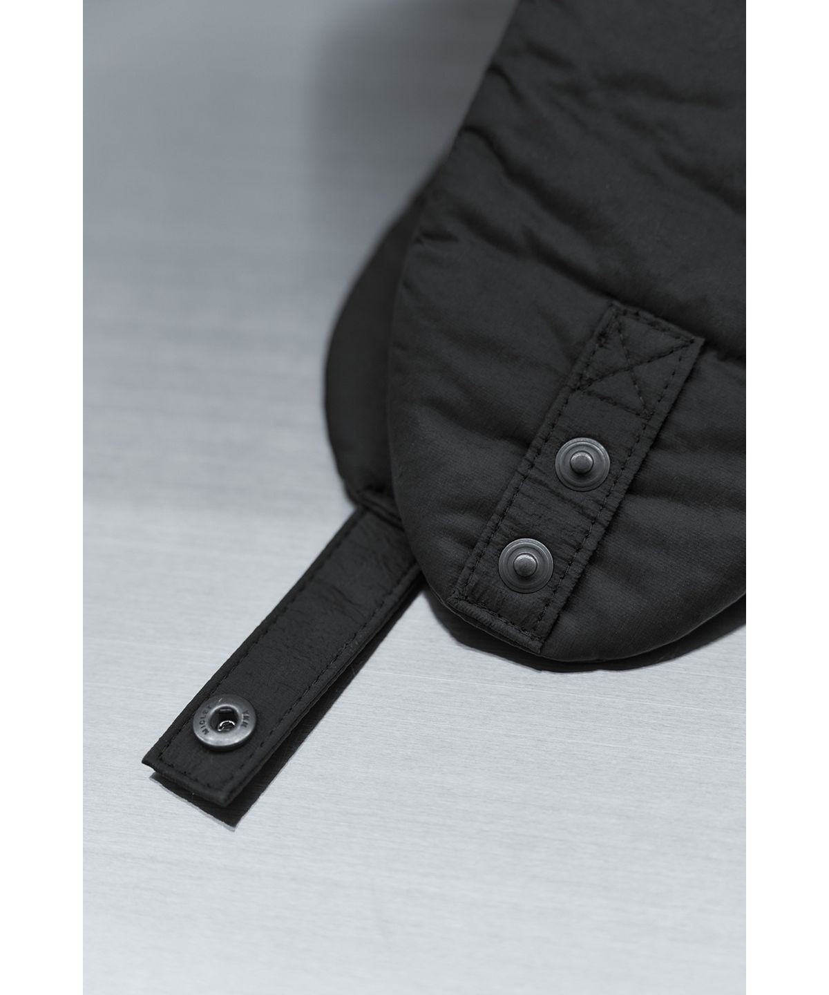 유스(YOUTH) Padded Trooper Hat - Black