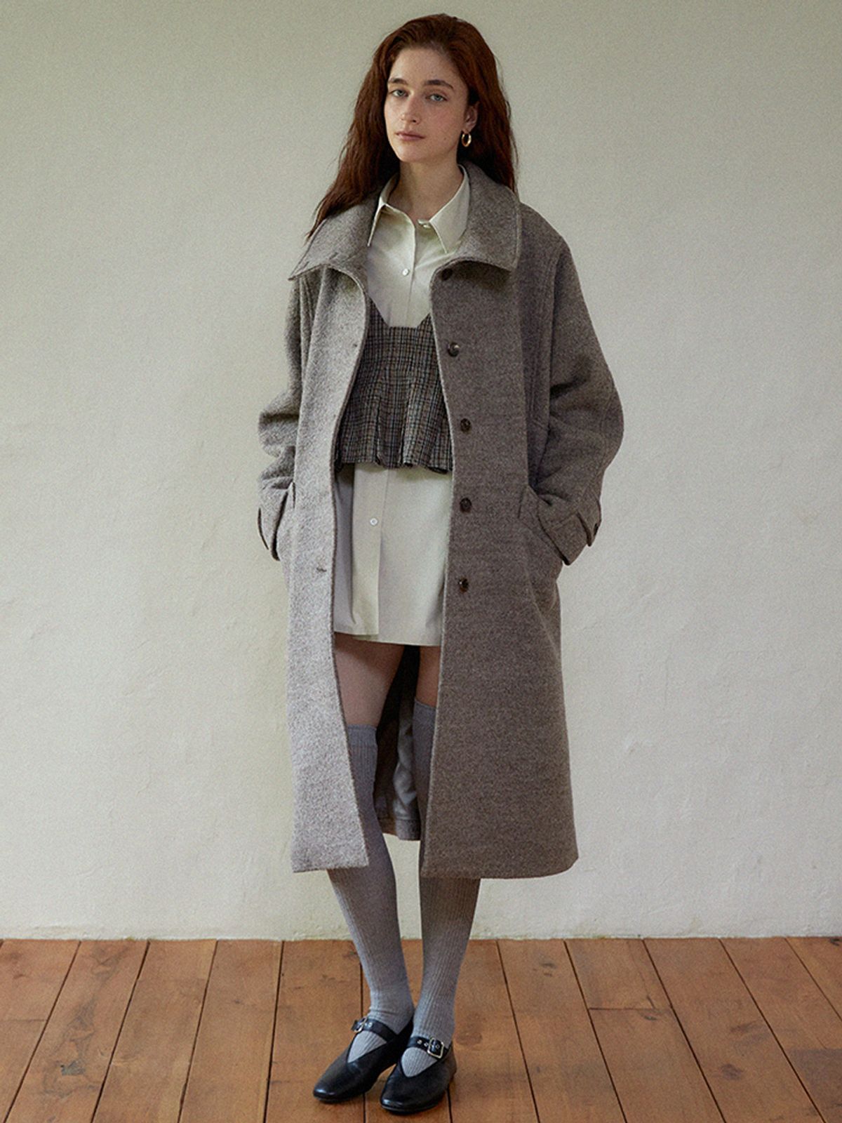 라르고(LARGO) Boxy shirt onepiece (khaki beige)