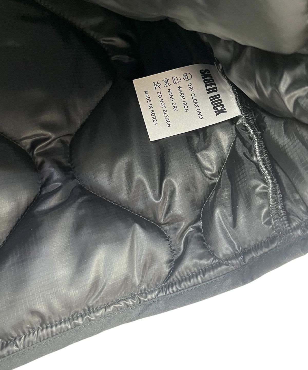 스케이터락(SK8ER ROCK) Eyes Quilting Jacket ((Black))