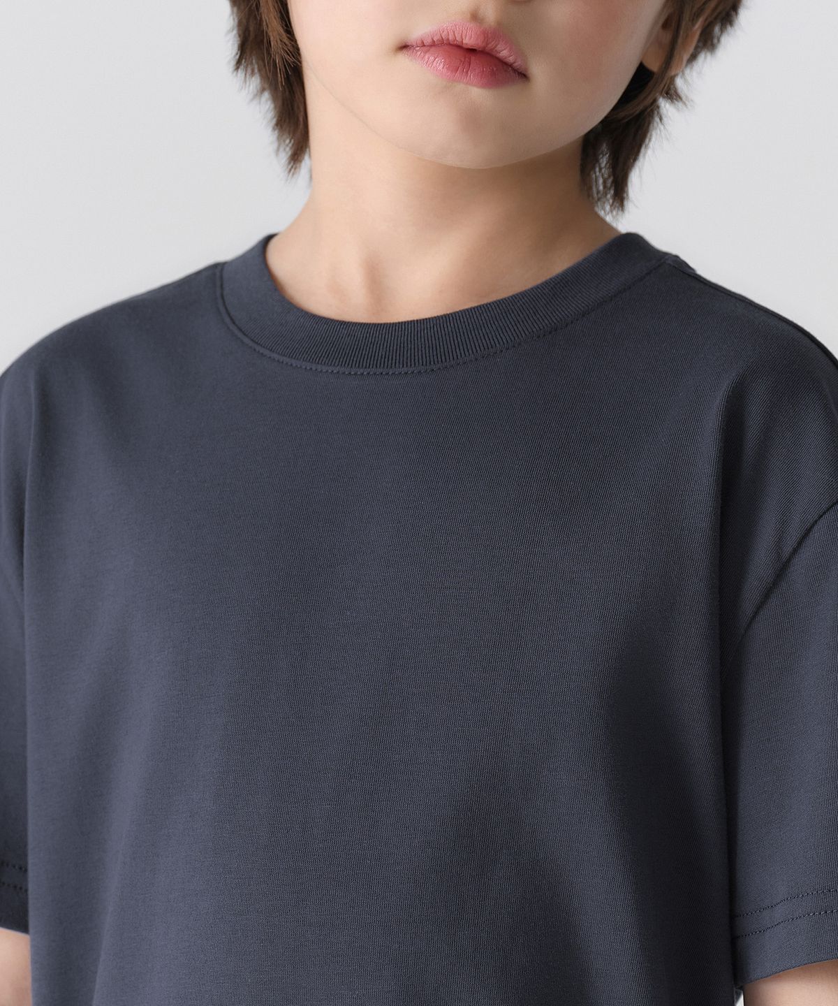 무신사 스탠다드 키즈(MUSINSA STANDARD KIDS) [쿨탠다드] 릴렉스드 크루 넥 티셔츠 [네이비]