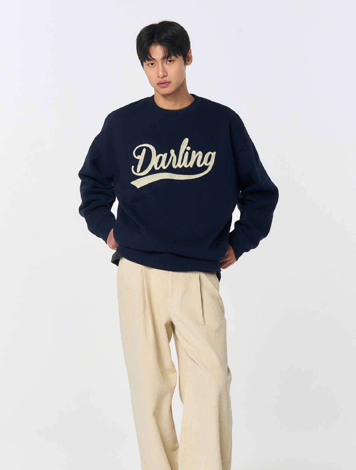 제너럴아이디어(GENERALIDEA) UNISEX 달링 오버핏 기모 맨투맨 [NAVY] / SBD4U02016