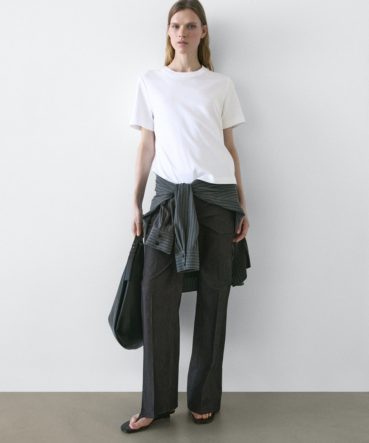 마시모두띠(MASSIMO DUTTI) 인터록 반팔 티셔츠