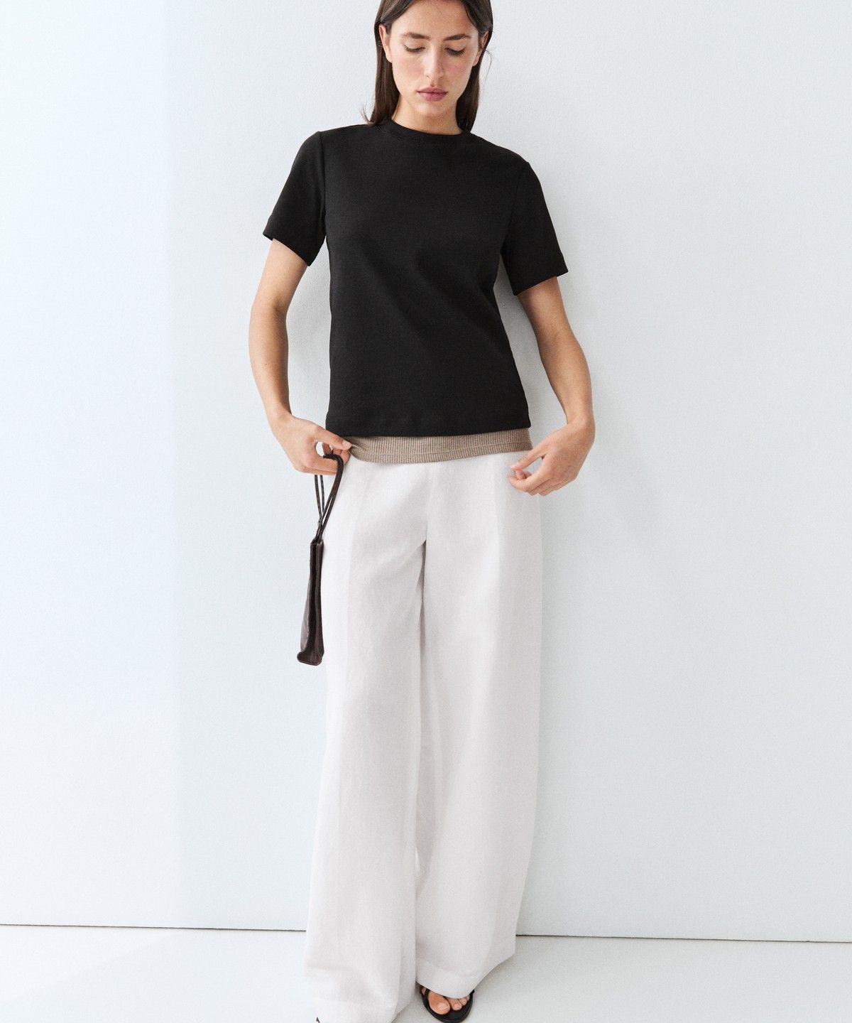 마시모두띠(MASSIMO DUTTI) 인터록 반팔 티셔츠