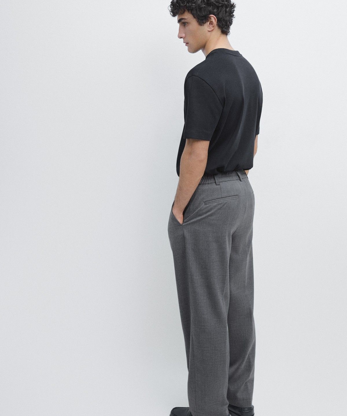 마시모두띠(MASSIMO DUTTI) 100% 코튼 반팔 티셔츠