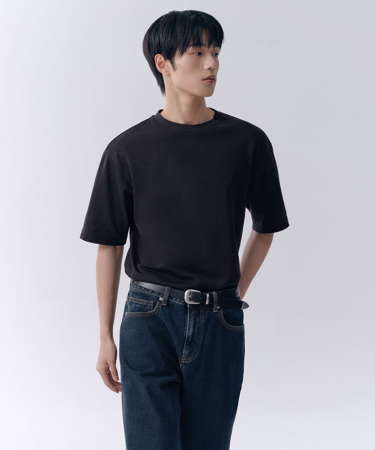 무신사 스탠다드(MUSINSA STANDARD) 레귤러 핏 데님 팬츠 [다크 블루]