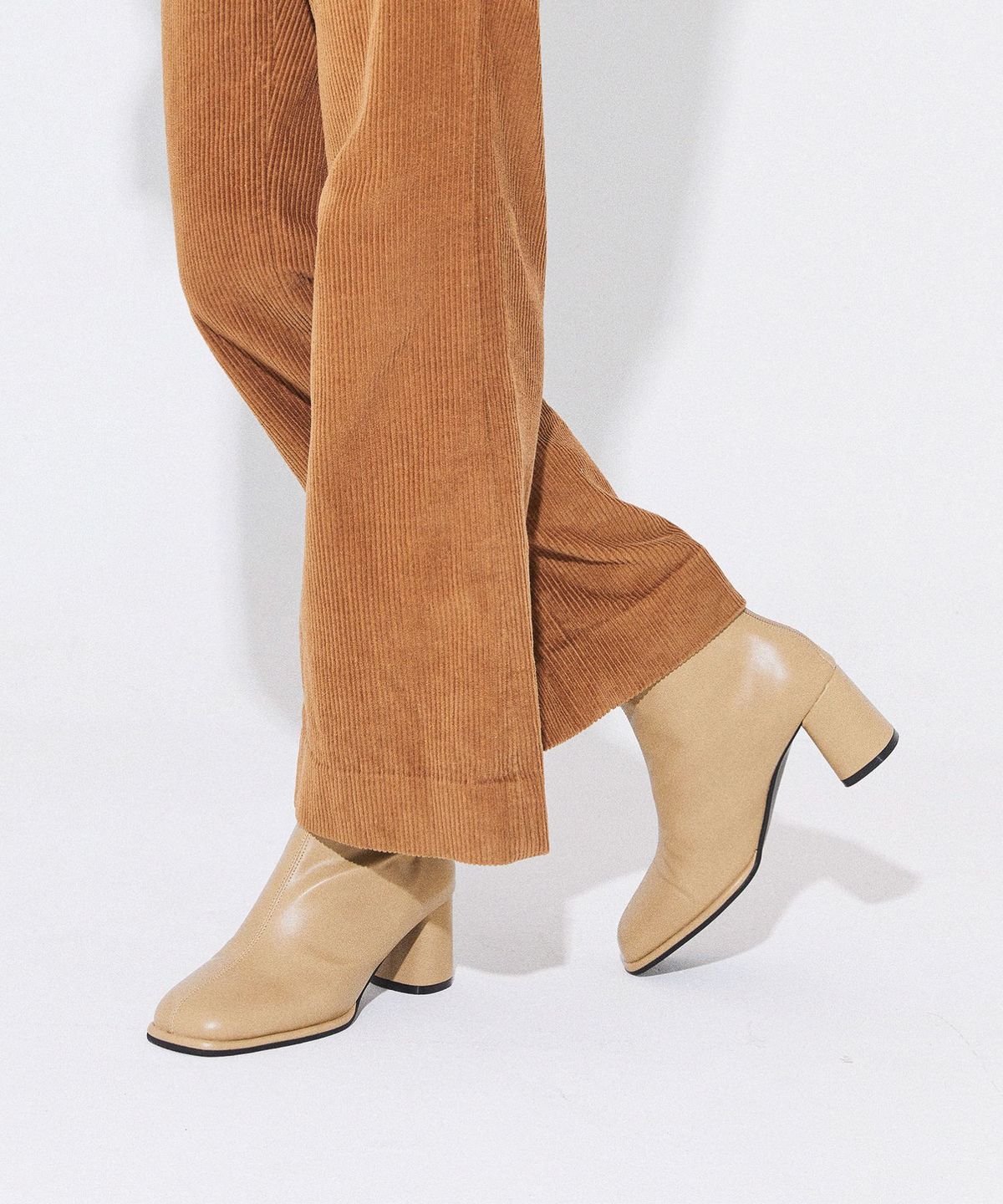 스퍼(SPUR) Lily Minimal 앵클 부츠 6cm -UA9068 (3color)