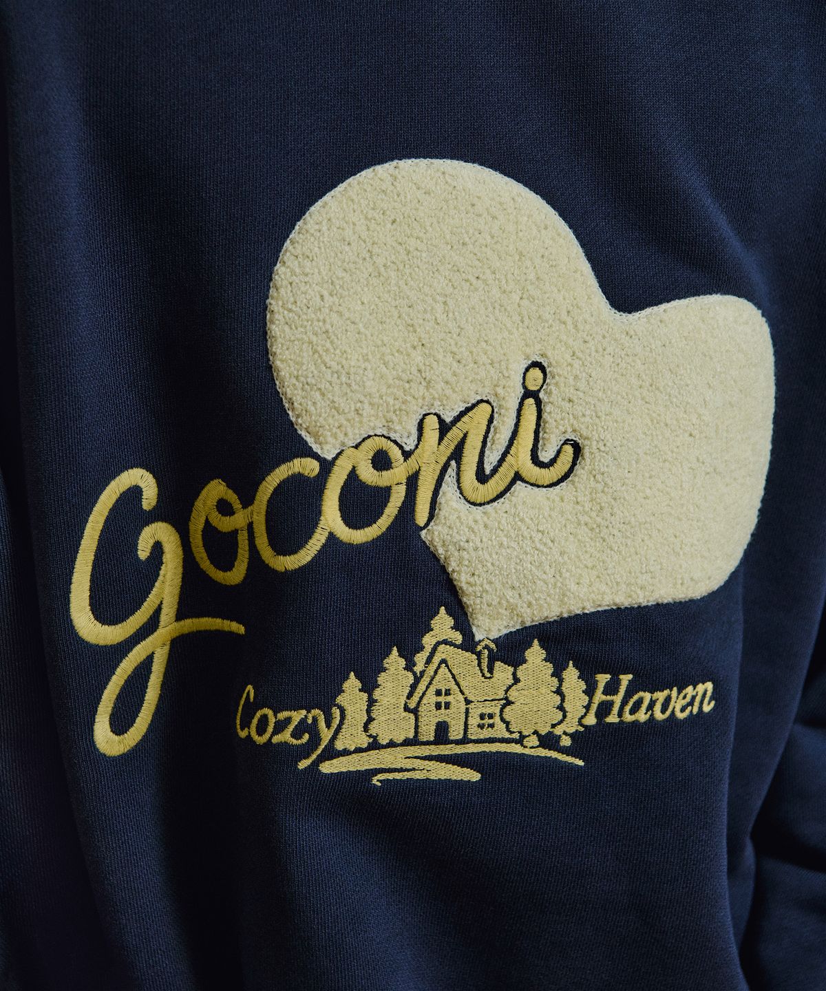 고코리(GOCORI) Cozy Haven Sweat Shirts - Midnight Blue 스웻셔츠 맨투맨