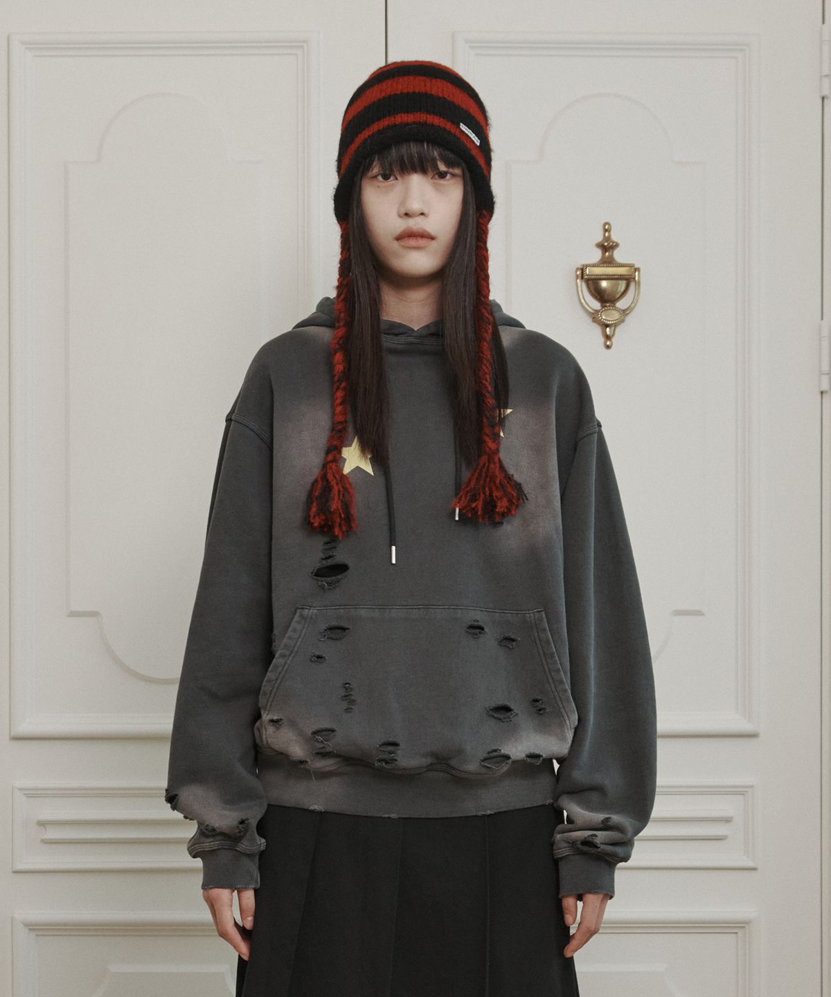 더바이닐하우스(THEVINYLHOUSE) DYING STAR HOODIE BLACK