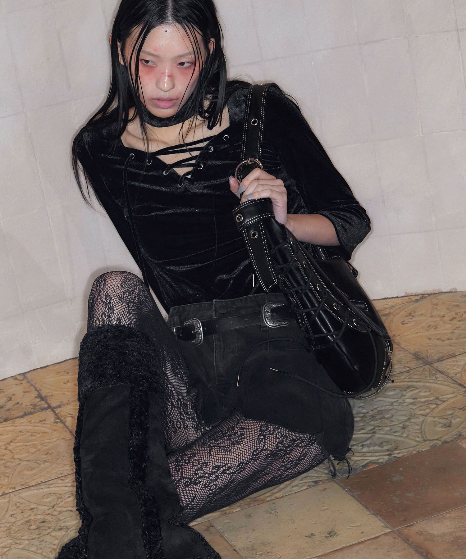 MUSINSA公式 | NOTKNOWING Halfmoon Moto Cross Bag (LEATHER)