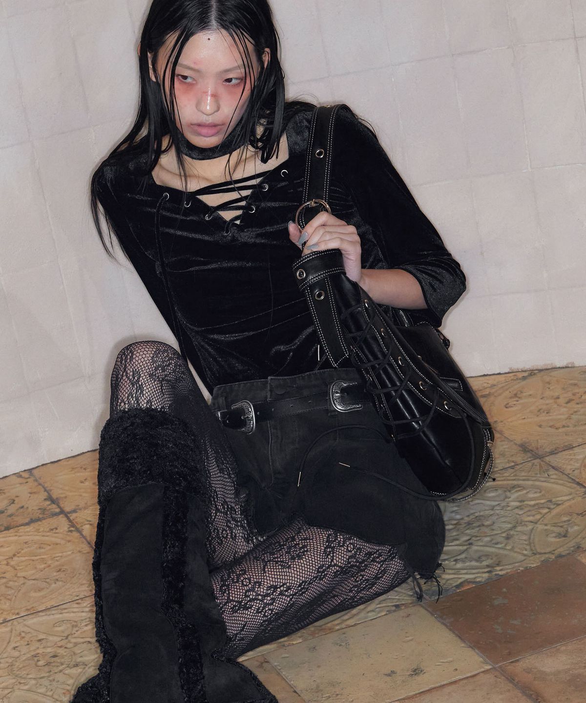낫노잉(NOTKNOWING) Halfmoon Moto Cross Bag (LEATHER)