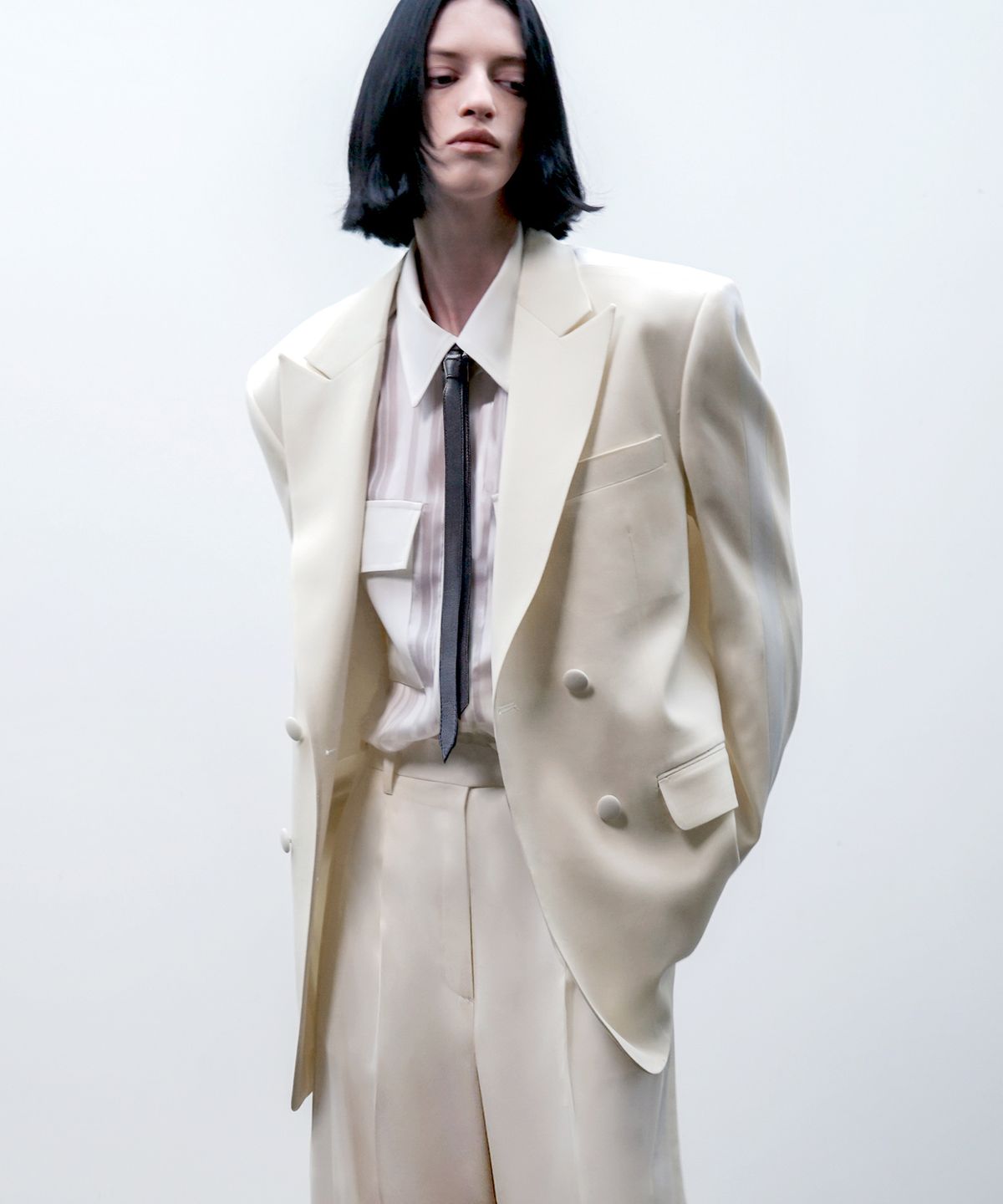 언티지(UNTAGE) 울 턱시도 자켓[White(UNISEX)]_UTH-FB09