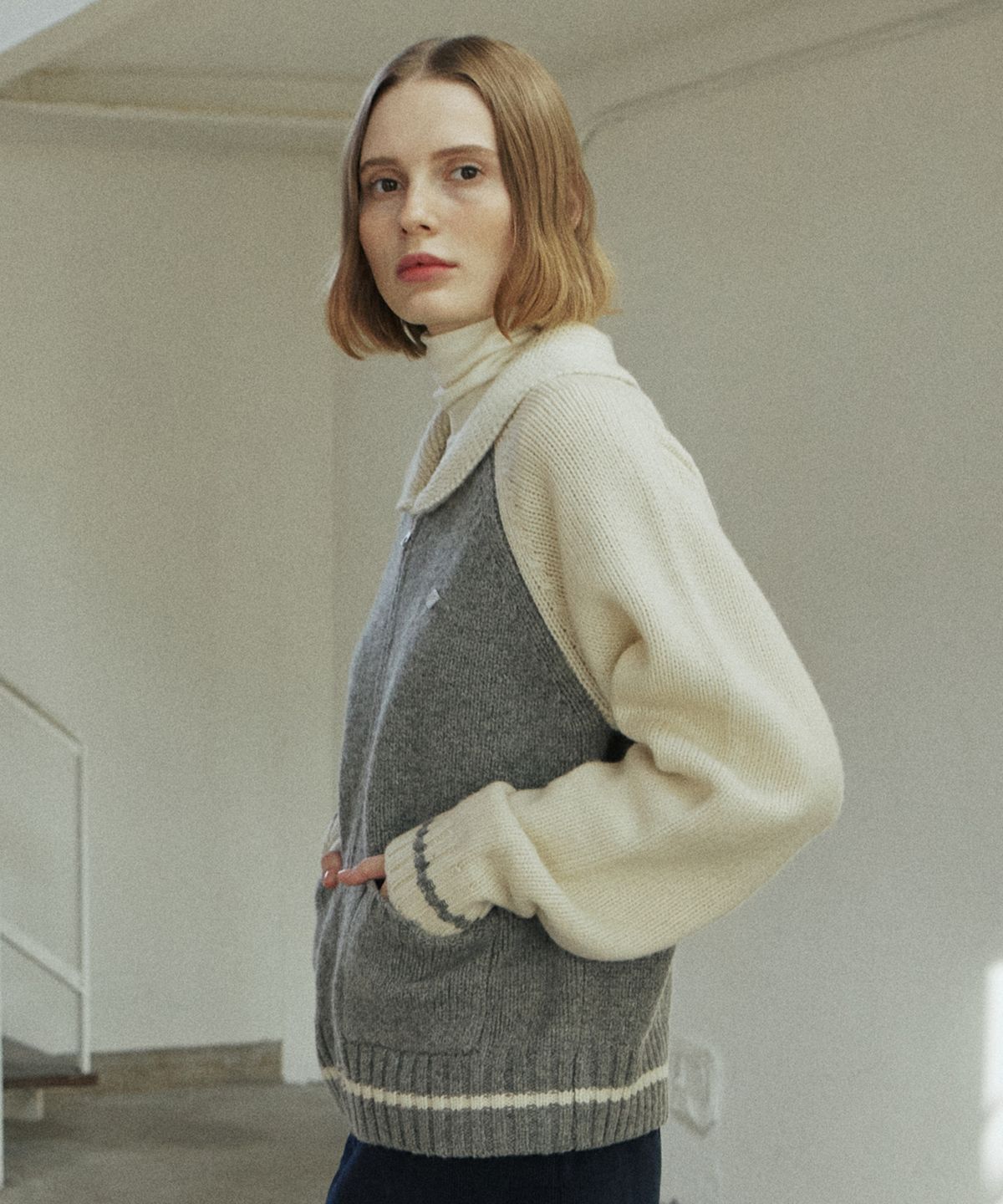 엽페(YUPPE) COWICHAN RAGLAN KNIT_GRAY