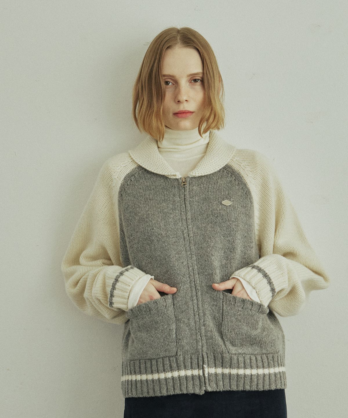 엽페(YUPPE) COWICHAN RAGLAN KNIT_GRAY