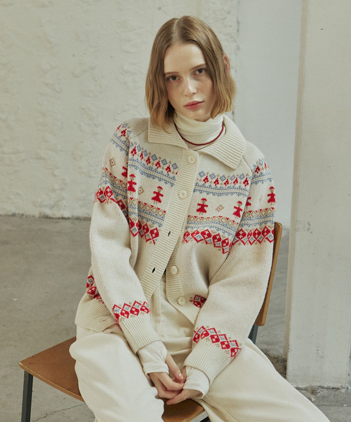 엽페(YUPPE) THING JACQUARD CARDIGAN_IVORY