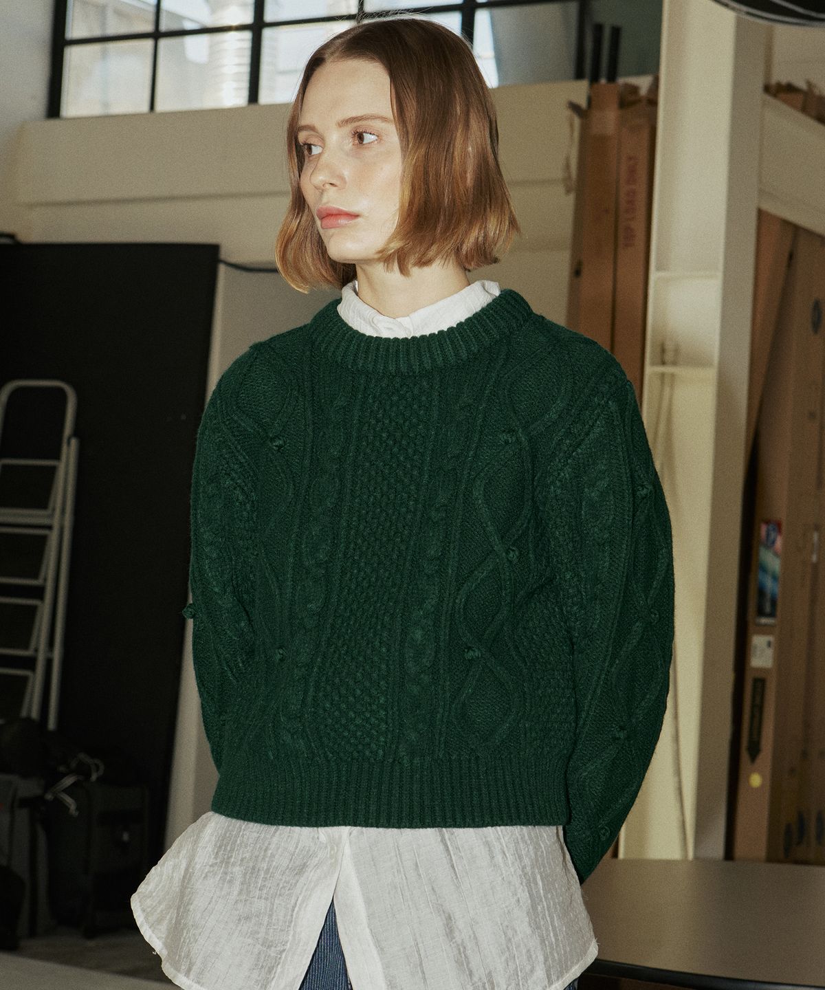 엽페(YUPPE) BELL CABLE KNIT_GREEN