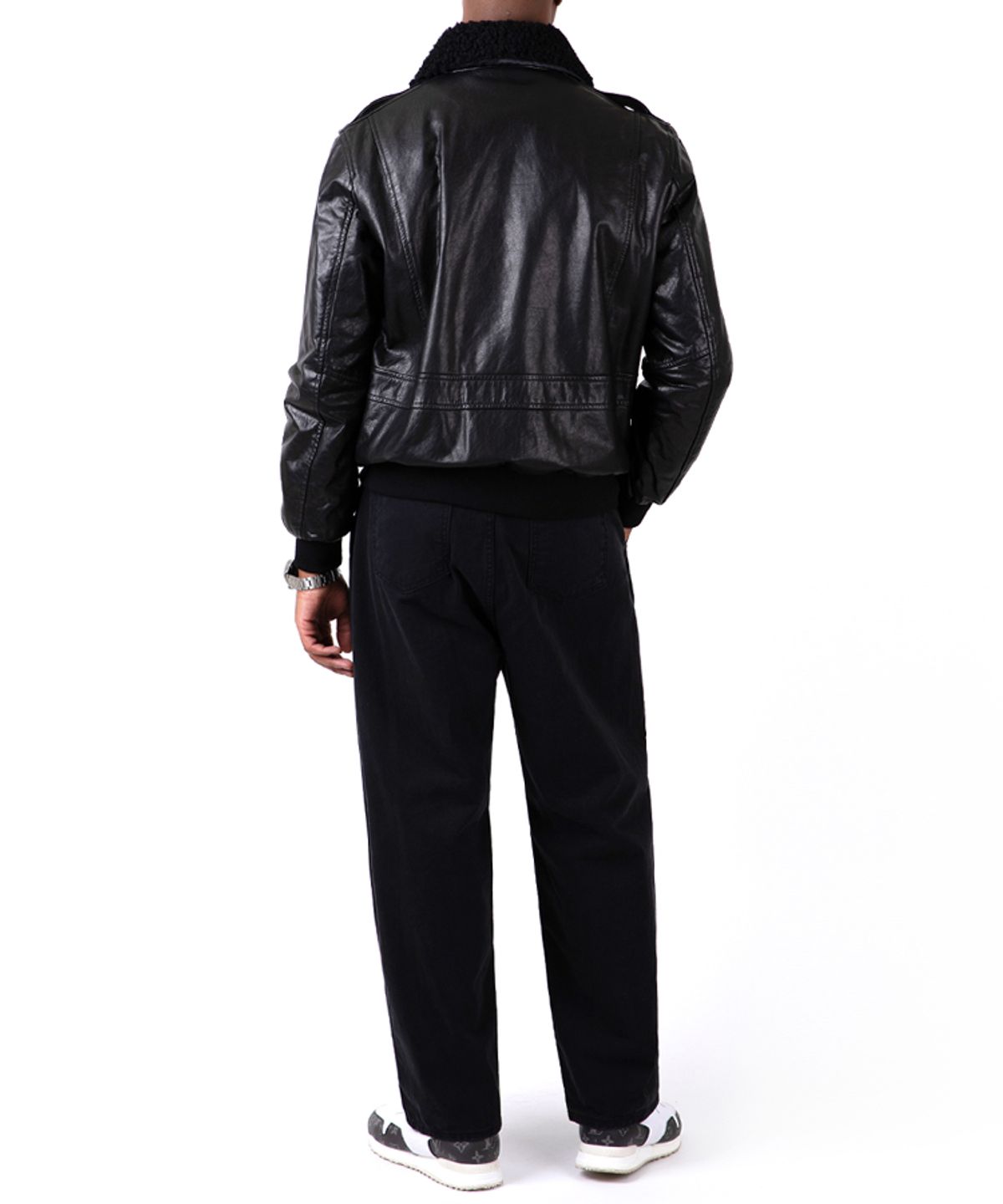 스트라이크(STRIKE) Aviator Lambskin Bomber Jacket (BLACK)