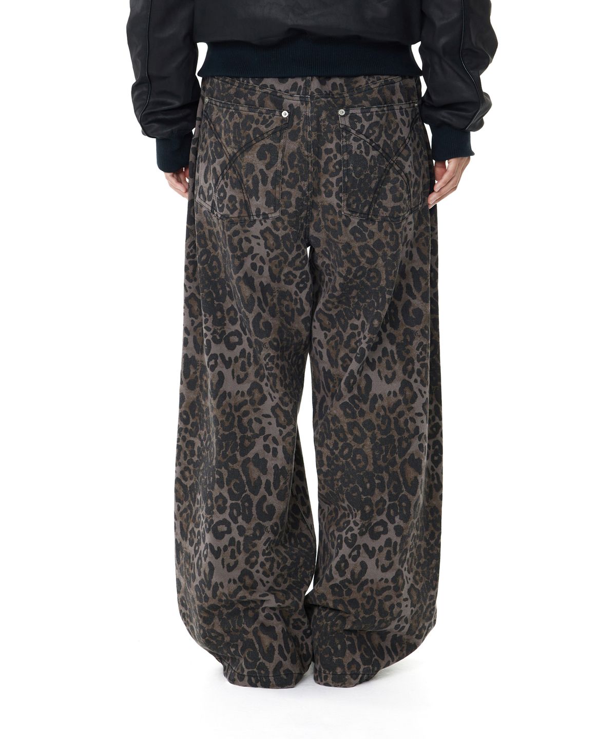 아캄(AAKAM) Leopard Pattern Cotton Pants (Purple)