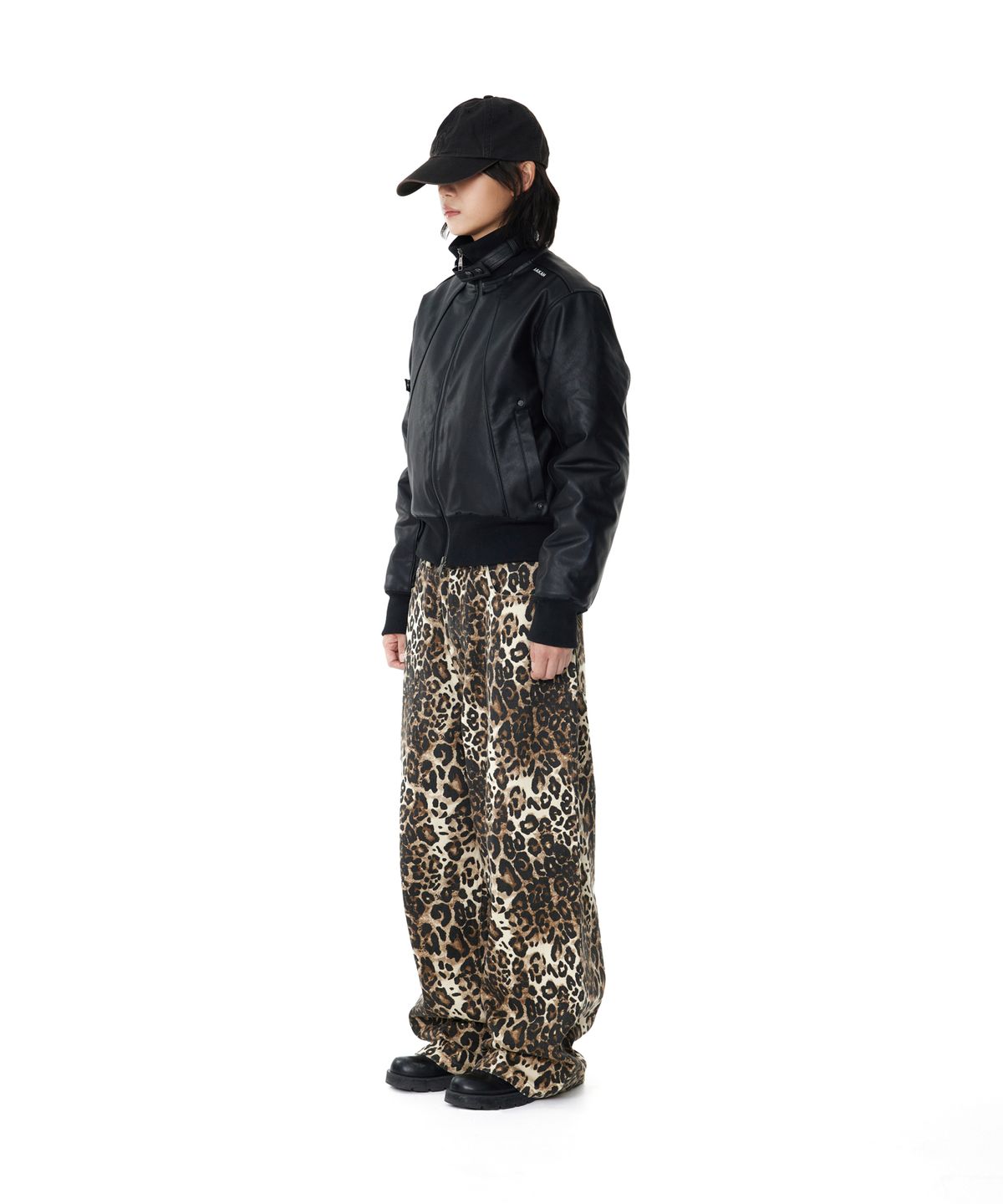 아캄(AAKAM) Leopard Pattern Cotton Pants (Brown)