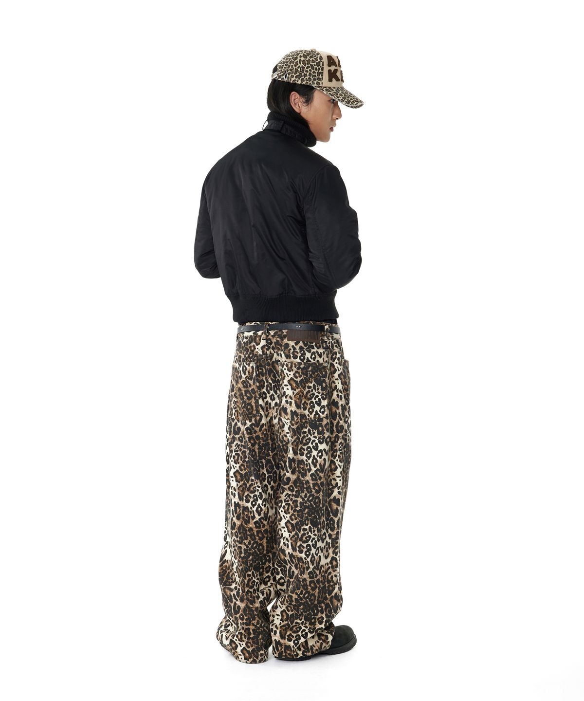 아캄(AAKAM) Leopard Pattern Cotton Pants (Brown)