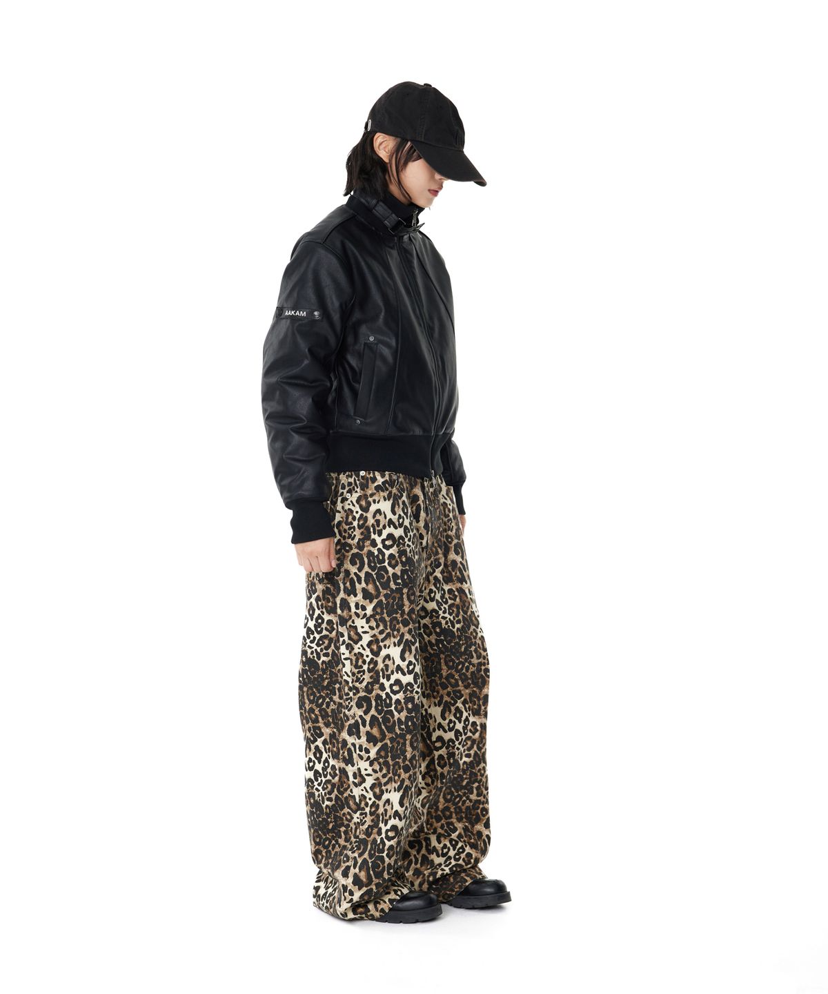 아캄(AAKAM) Leopard Pattern Cotton Pants (Brown)