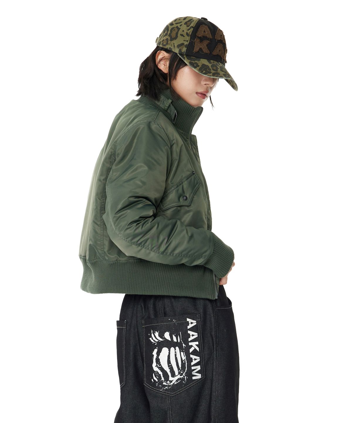아캄(AAKAM) High-Neck Bomber Jacket (Khaki)