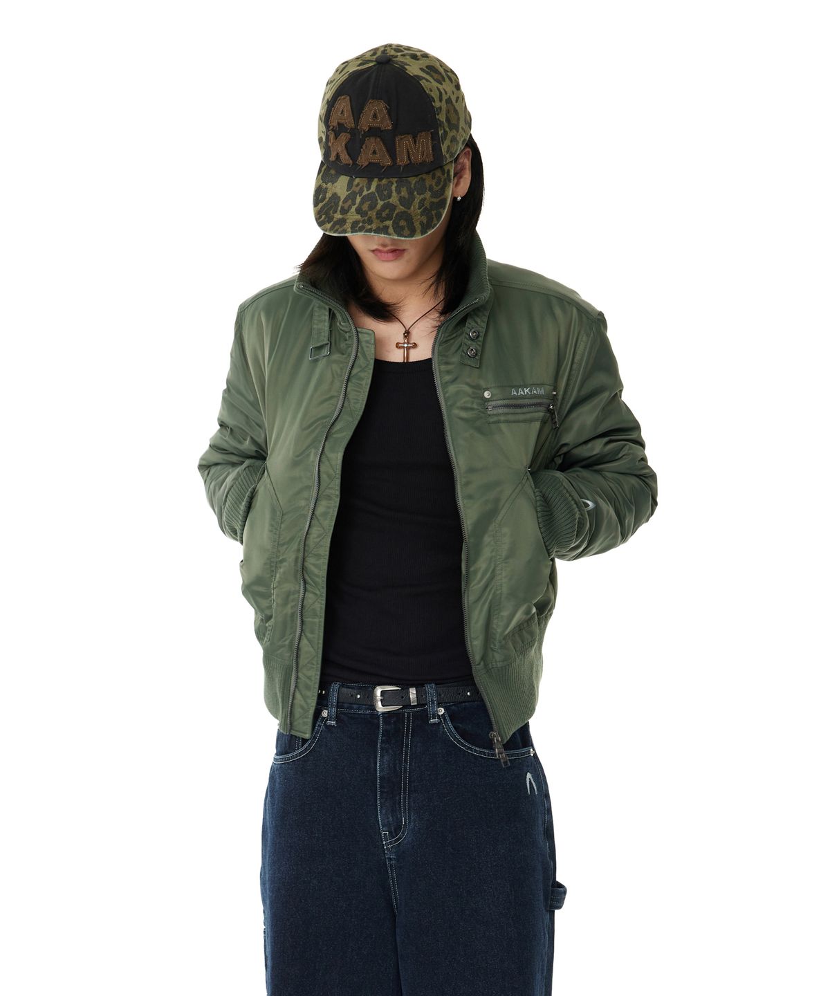 아캄(AAKAM) High-Neck Bomber Jacket (Khaki)