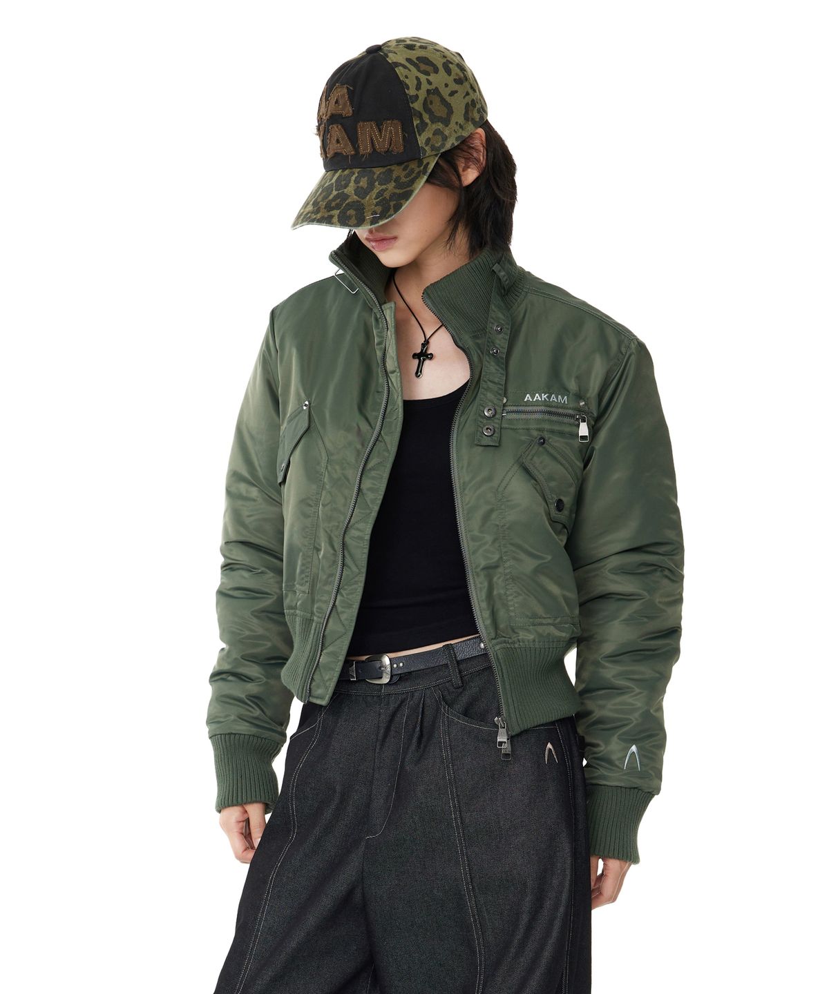아캄(AAKAM) High-Neck Bomber Jacket (Khaki)
