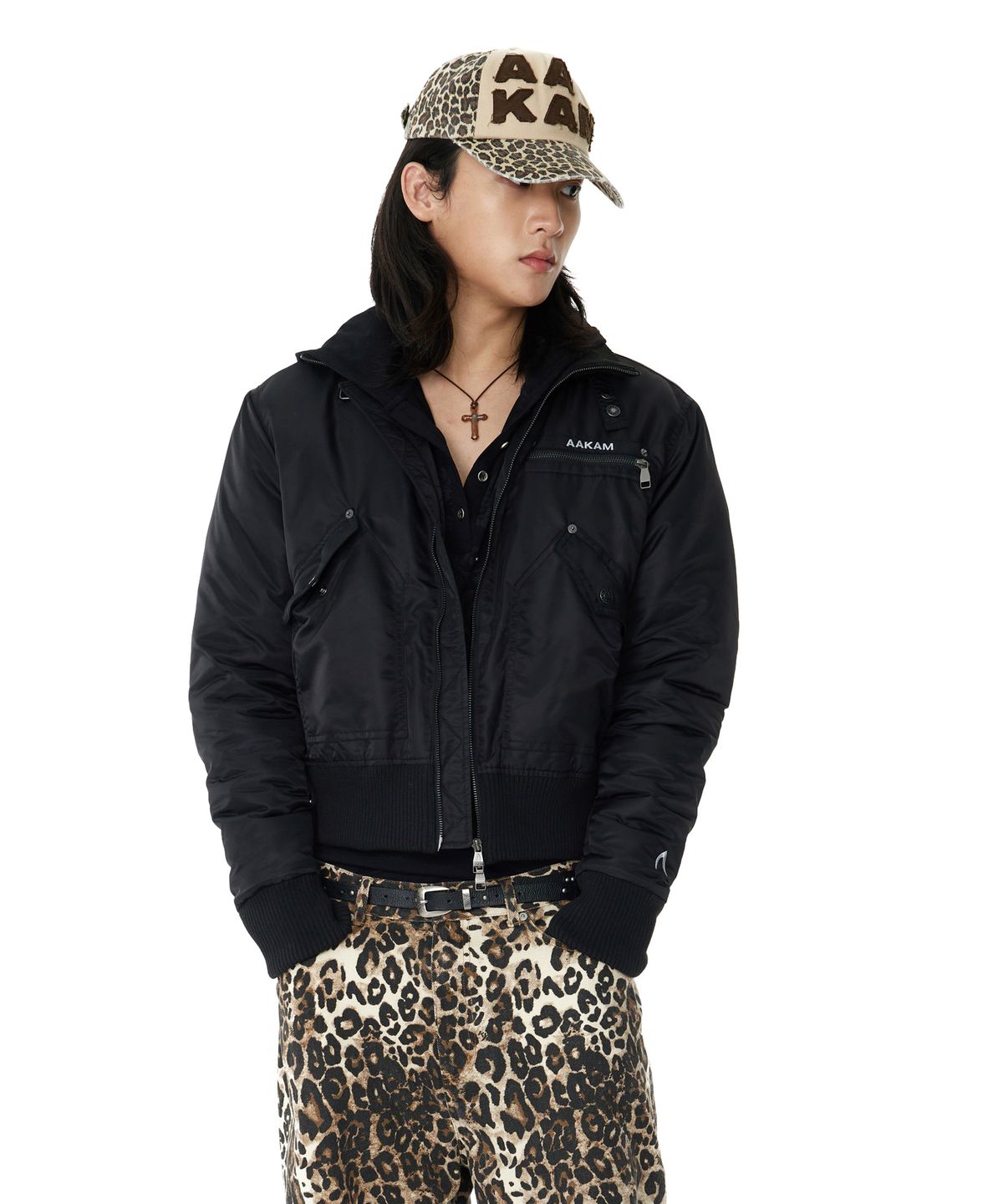 아캄(AAKAM) High-Neck Bomber Jacket (Black)