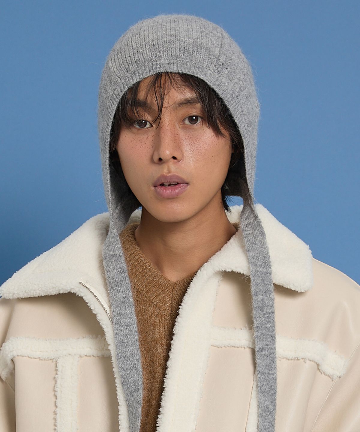 와이케이(WAIKEI) 헤어리 리본 바라클라바 그레이