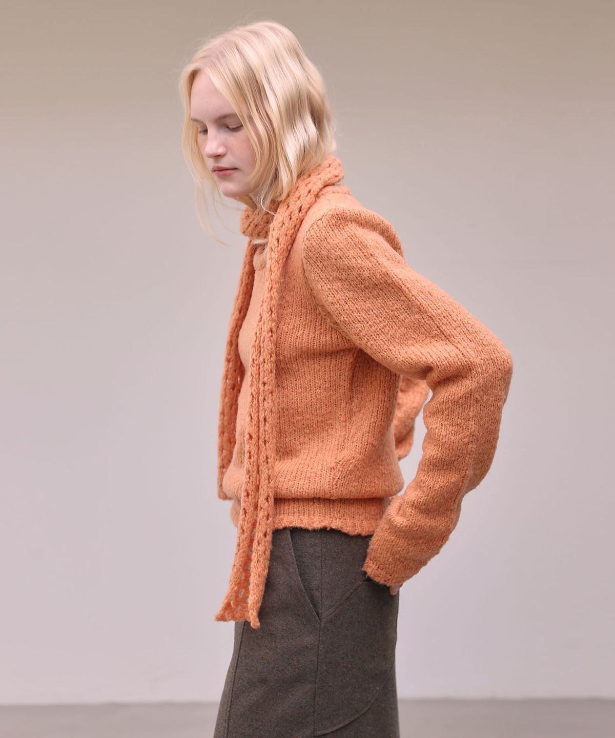 아우로(OURO) Muffler wool knit [ Orange ]