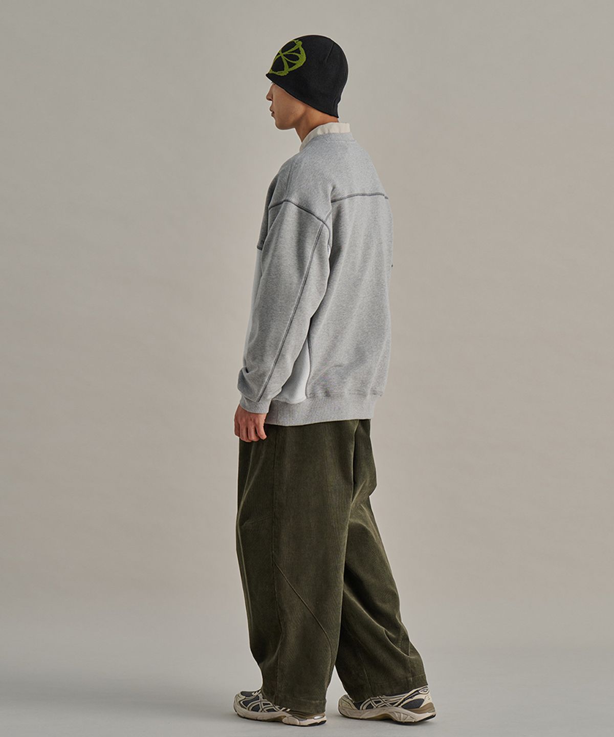 논타입(NONTYPE) CORDUROY ONE TUCK WIDE PANTS (KHAKI)