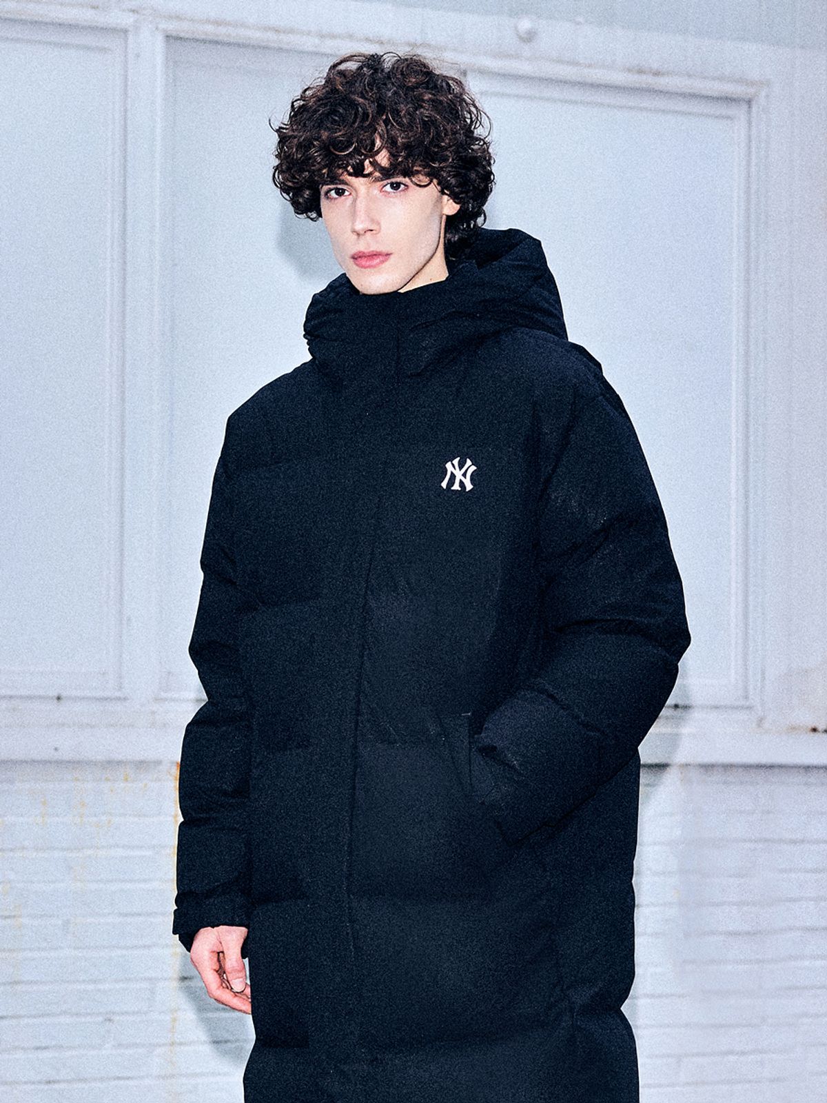 엠엘비(MLB) 커브 롱패딩 NY (Black)
