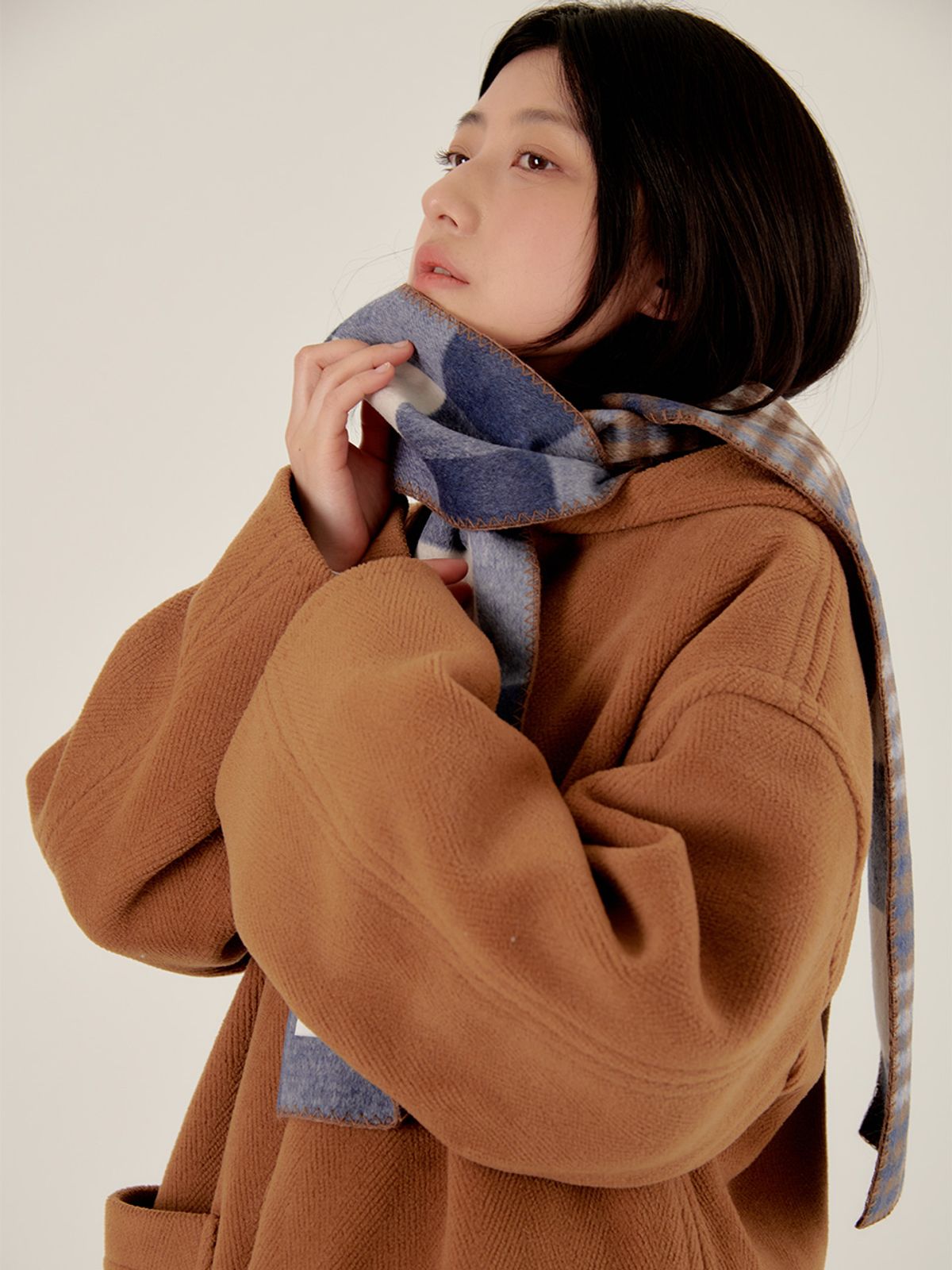 무음(MUWM) 리버시블 체크 머플러 Reversible Check Muffler (Blue Brown)