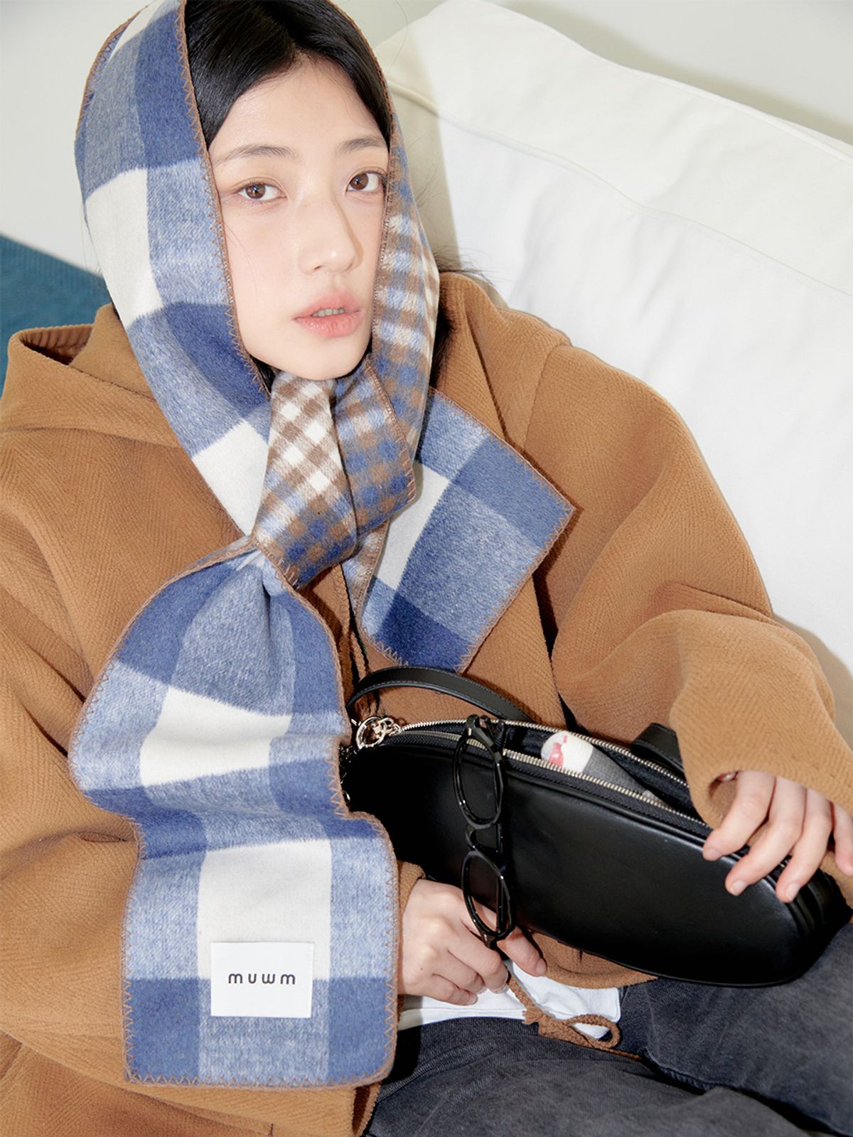 무음(MUWM) 리버시블 체크 머플러 Reversible Check Muffler (Blue Brown)