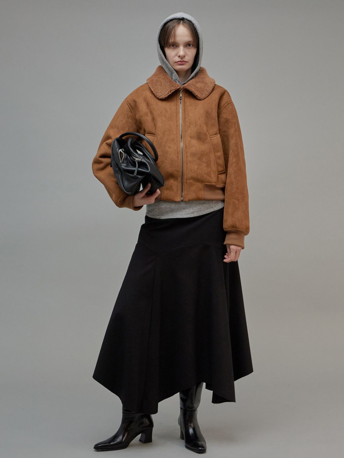 프롬웨얼(FROMWHERE) Soft Shearing Bomber Jacket Camel