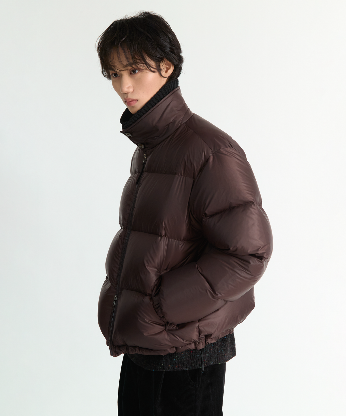 넌블랭크(NONBLANK) 니트 칼라 숏 패딩 점퍼_DARK BROWN