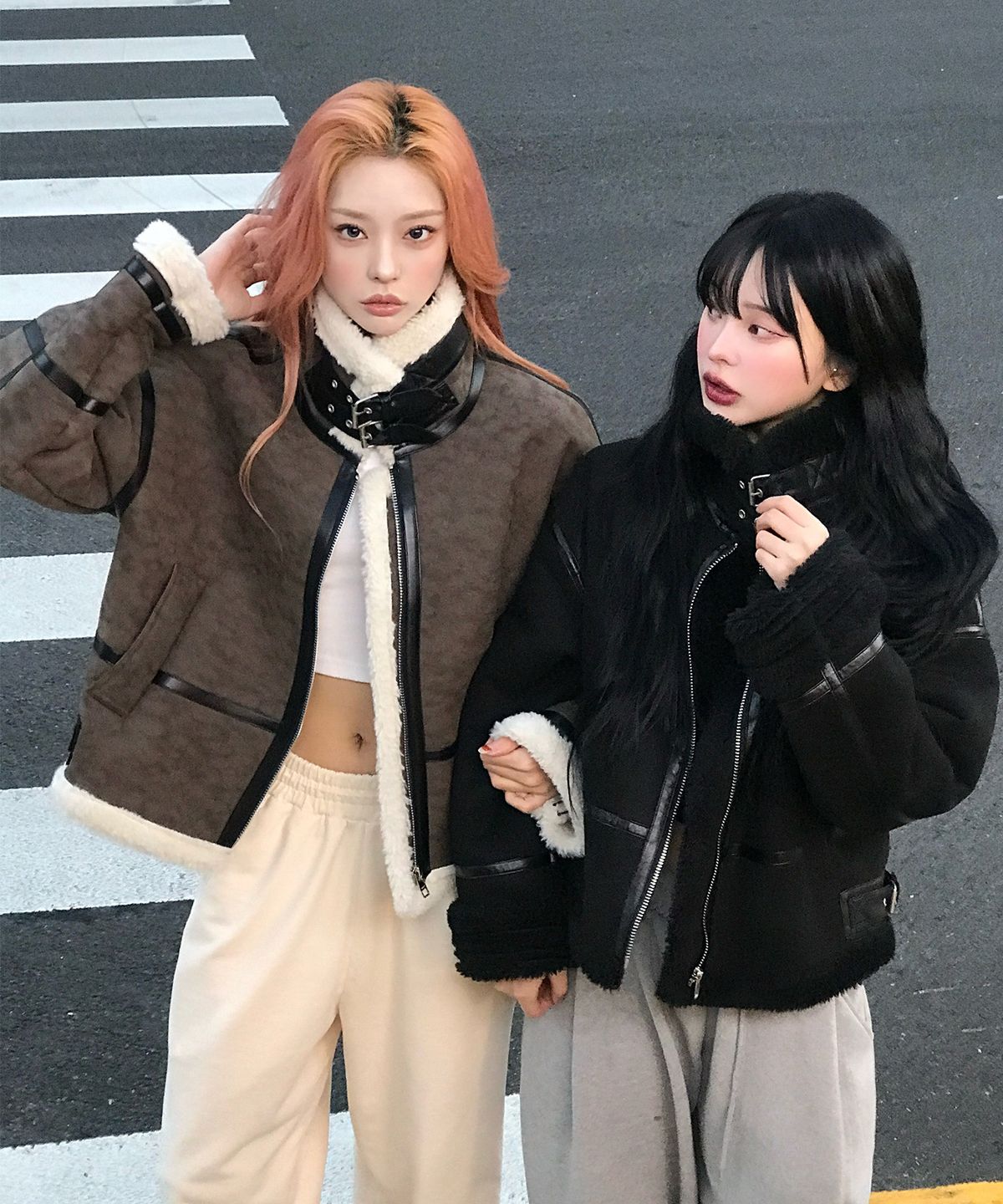 랜 아카이브(LANARCHIVE) [0032] 더블 버클 하이넥 무스탕 (BR)