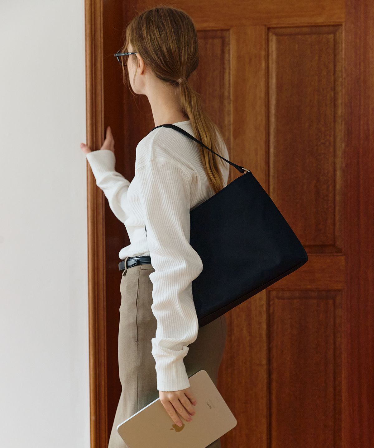 베이(VEY) Fine Bag (Black)