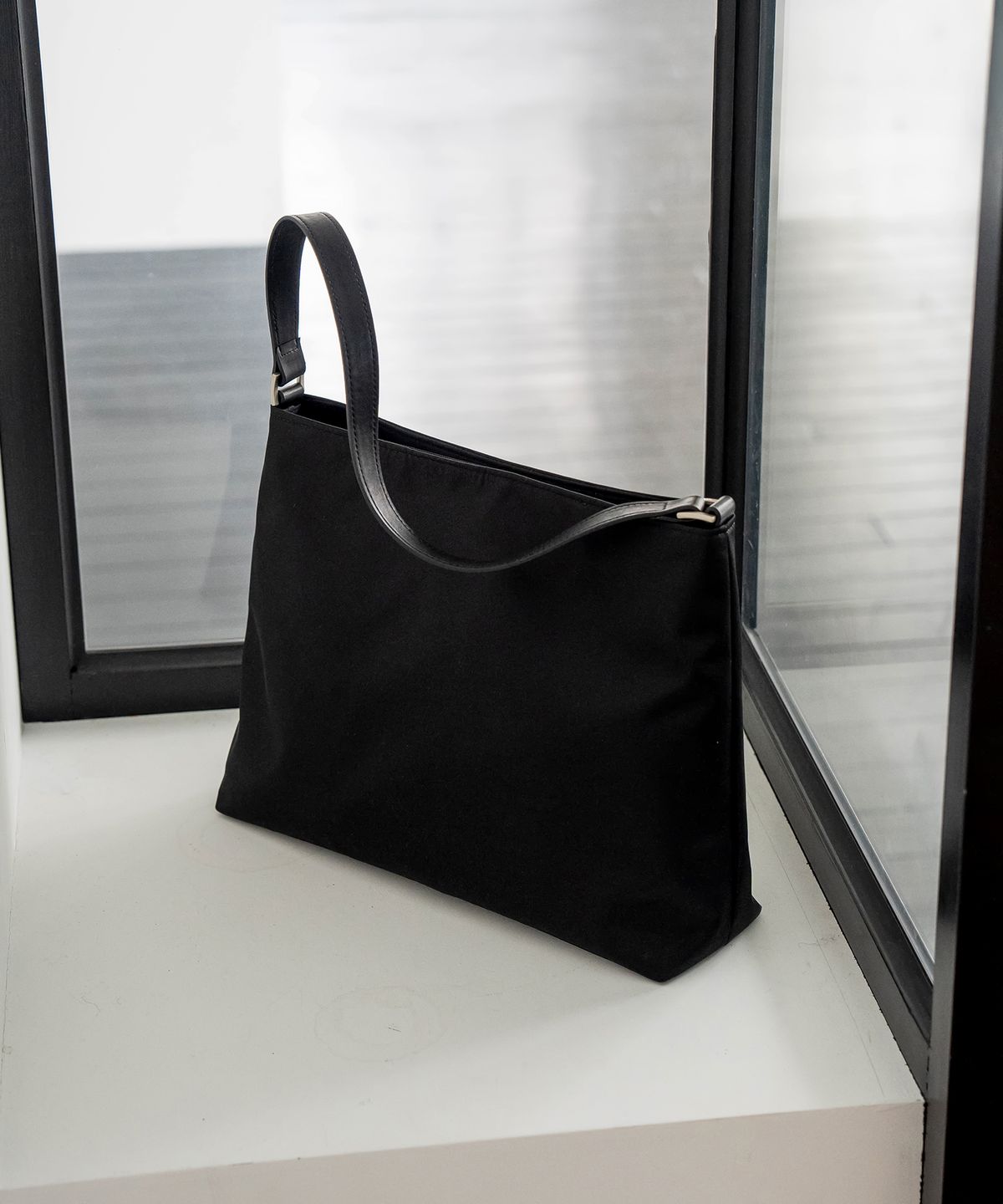 베이(VEY) Fine Bag (Black)
