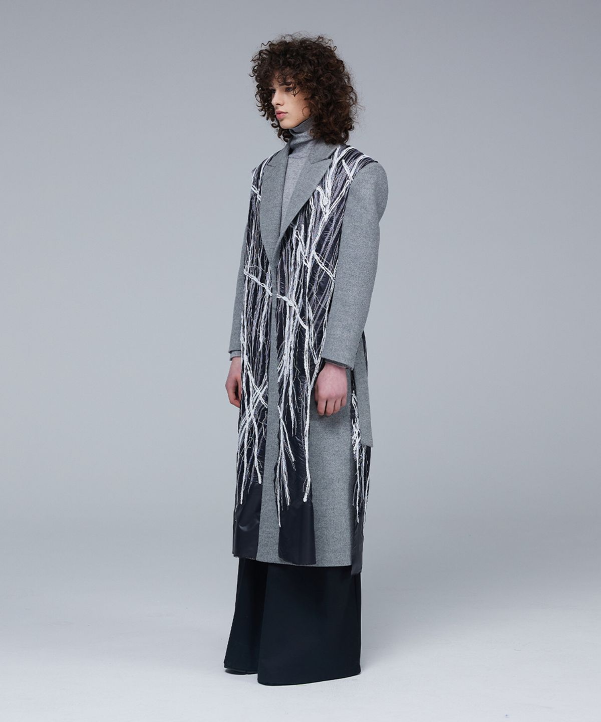 므아므(MMAM) Layered doodle long vest